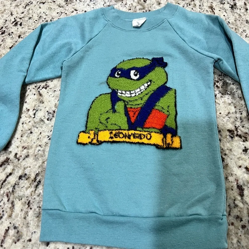 Teenage Mutant Ninja Turtles Vintage Sweatshirt Leonardo